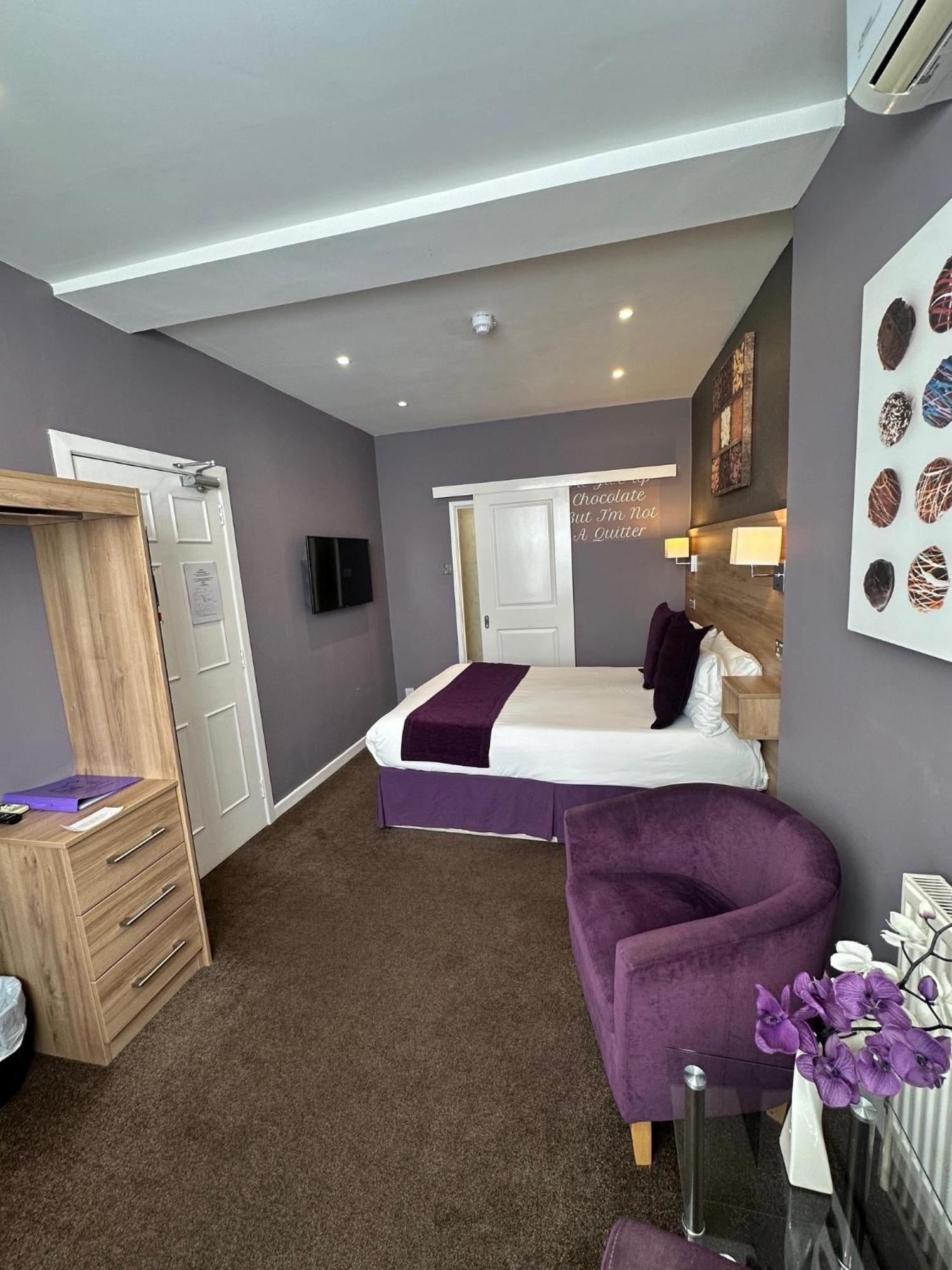 The Chocolate Box Hotel ボーンマス エクステリア 写真