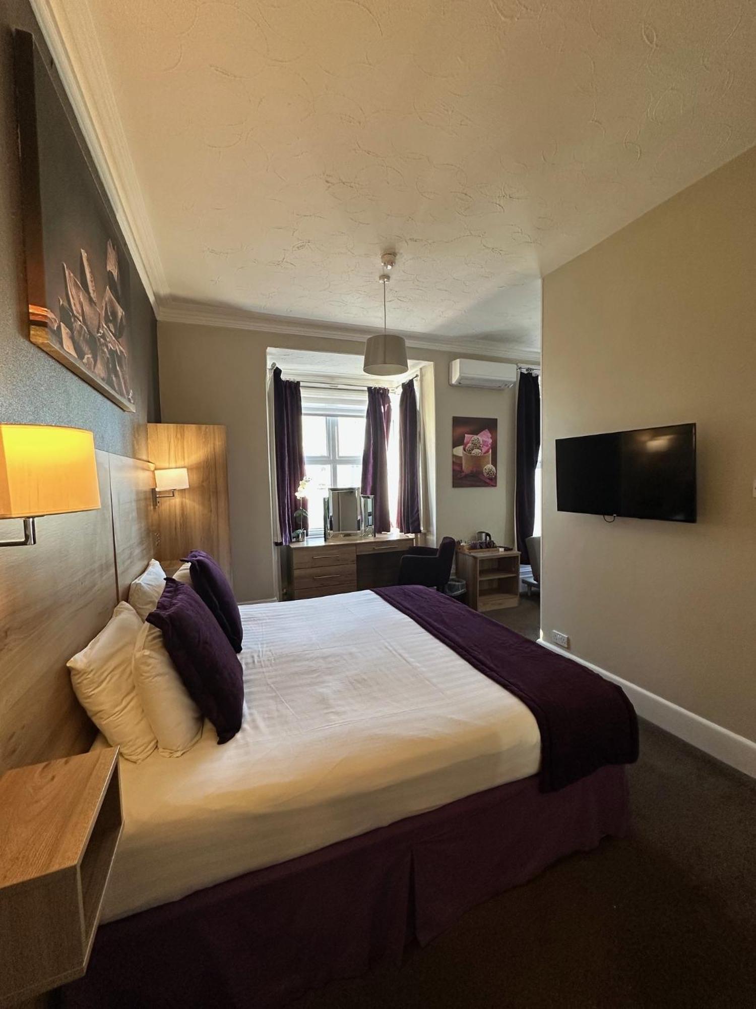 The Chocolate Box Hotel ボーンマス エクステリア 写真