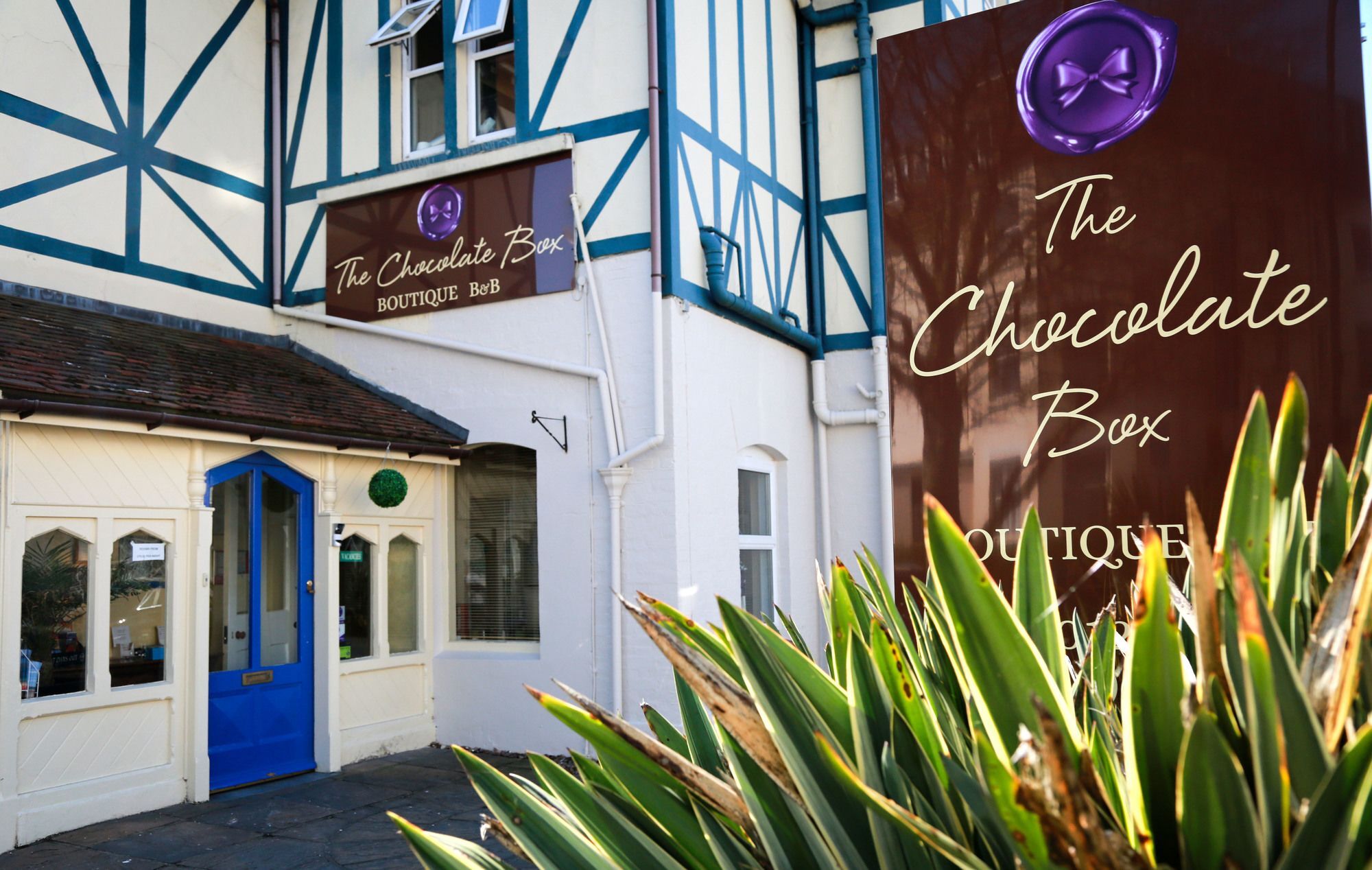The Chocolate Box Hotel ボーンマス エクステリア 写真